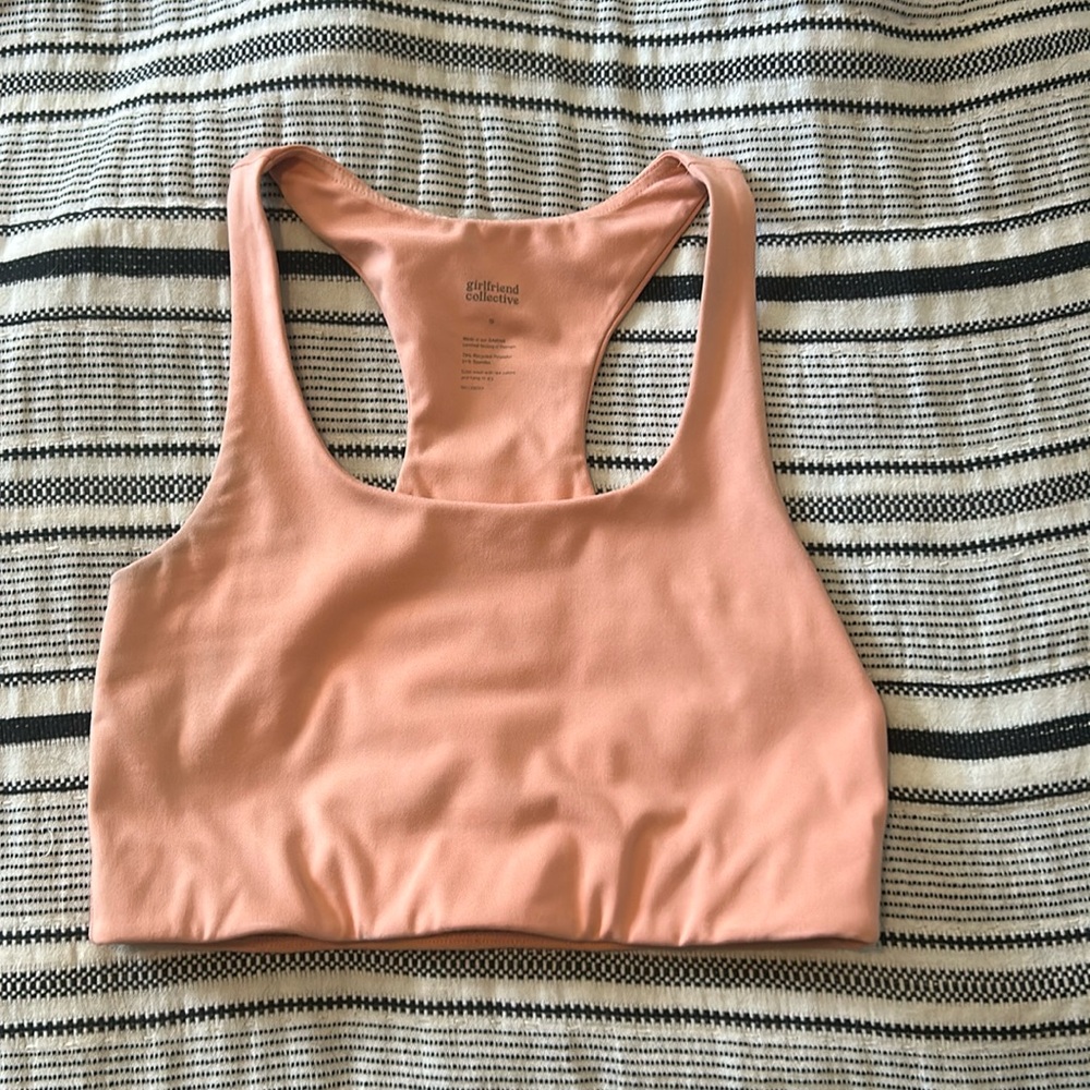 Women’s sports bra